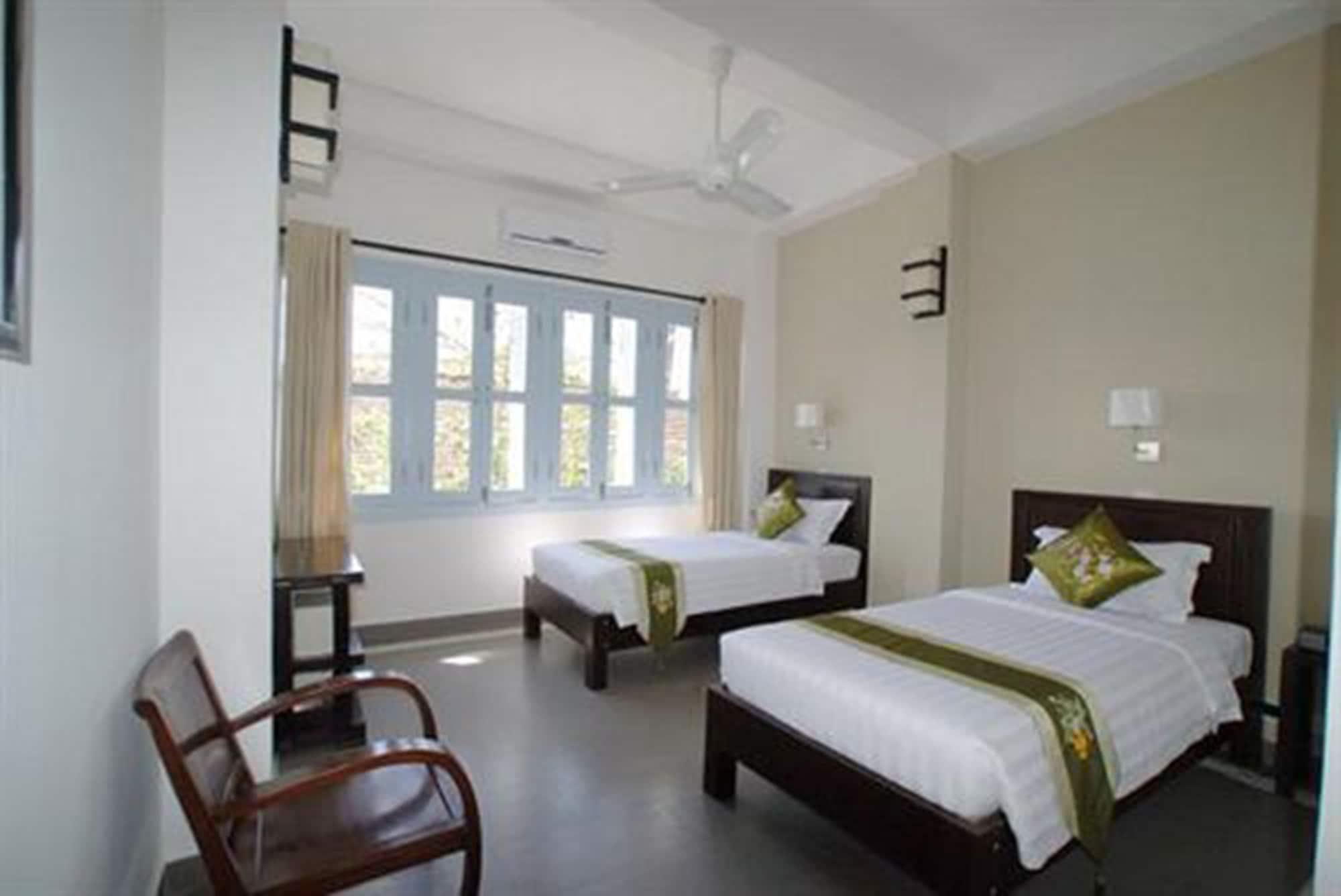 The Columns Otel Kampot Dış mekan fotoğraf