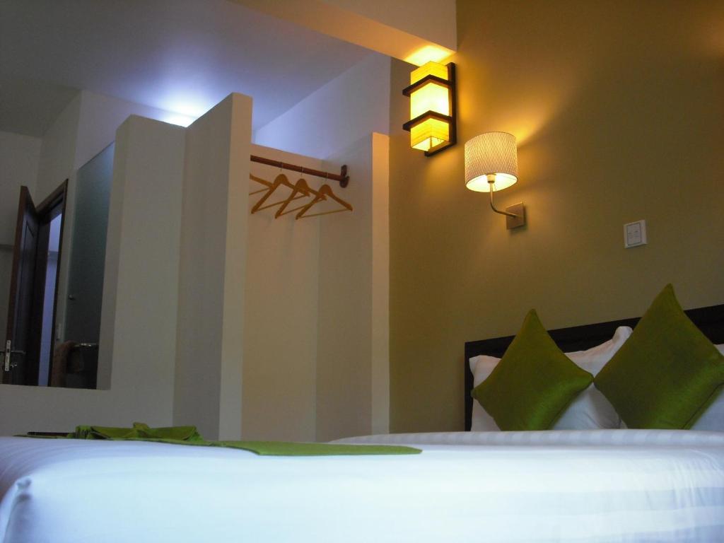 The Columns Otel Kampot Oda fotoğraf