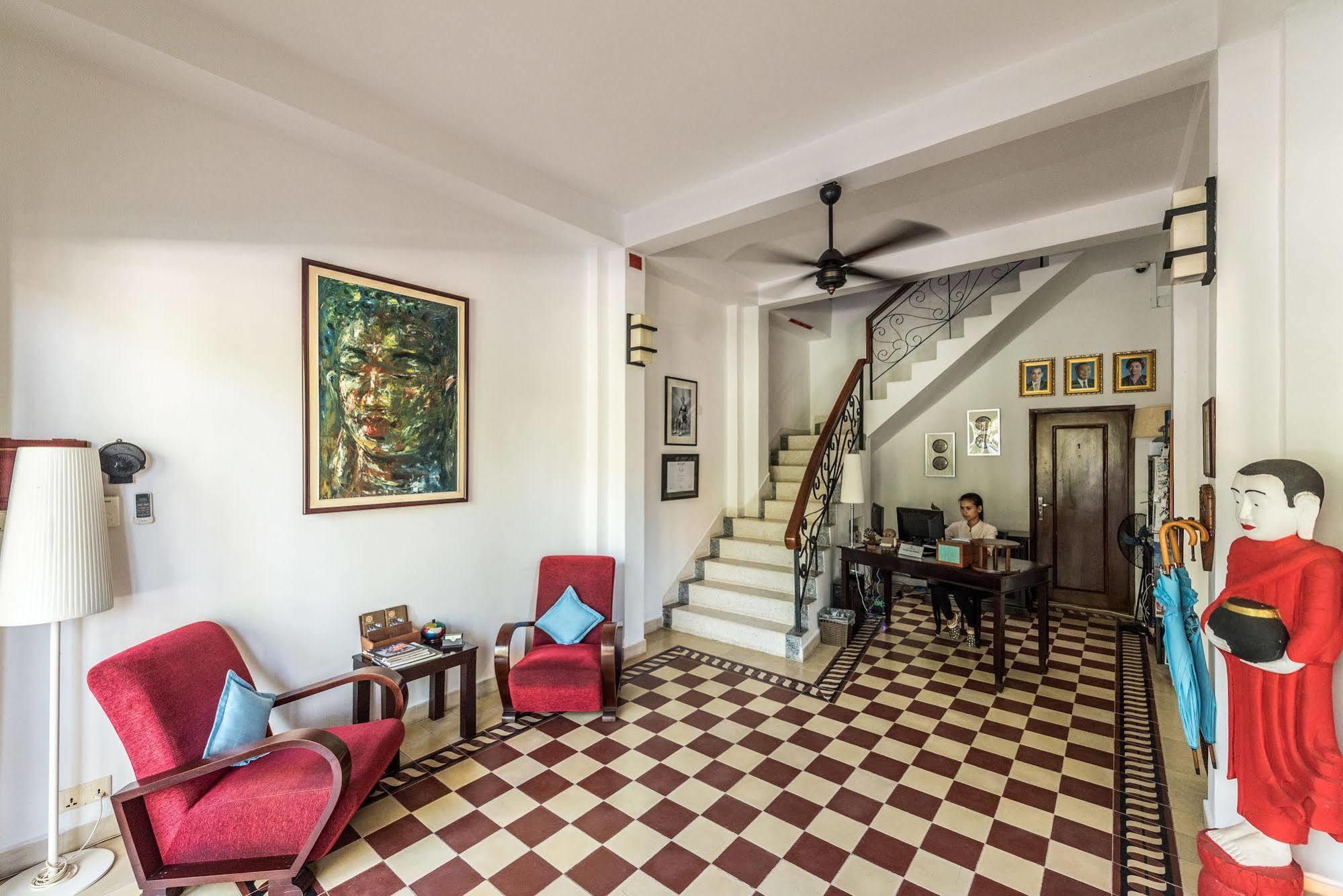 The Columns Otel Kampot Dış mekan fotoğraf