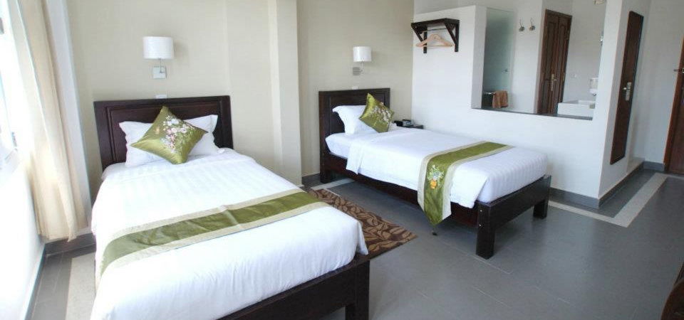 The Columns Otel Kampot Dış mekan fotoğraf