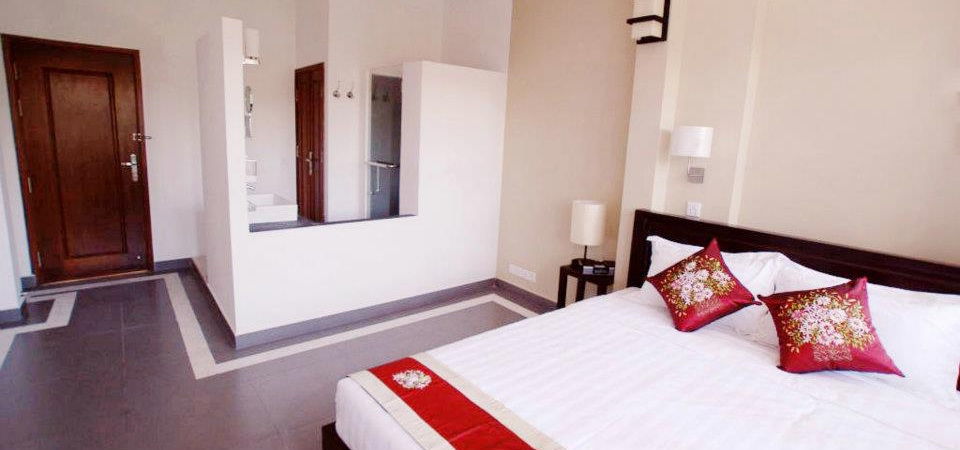 The Columns Otel Kampot Dış mekan fotoğraf